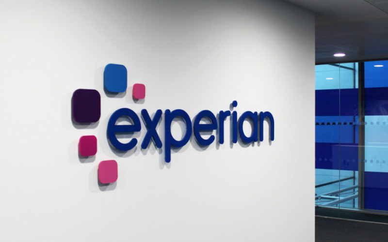 Experian calls off £275m acquisition